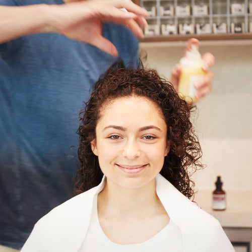 hair-treatment-in-salon-davines__PID:8065f0dd-df01-4c9c-9d1a-5345f0a0451b